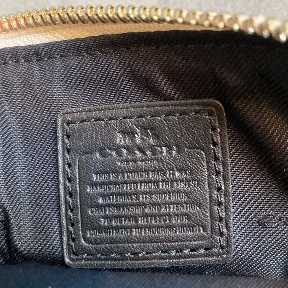 Coach zip pouch - Picture 7 of 8